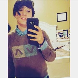 Meet your Posher, Selena